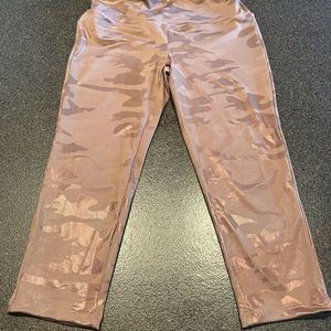 Ruby Ribbon Women’s Sport Leggings Autumn Camo Size L